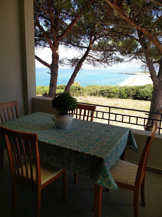 Tzanetos Seaside Villa Kyparissia Bagian luar foto