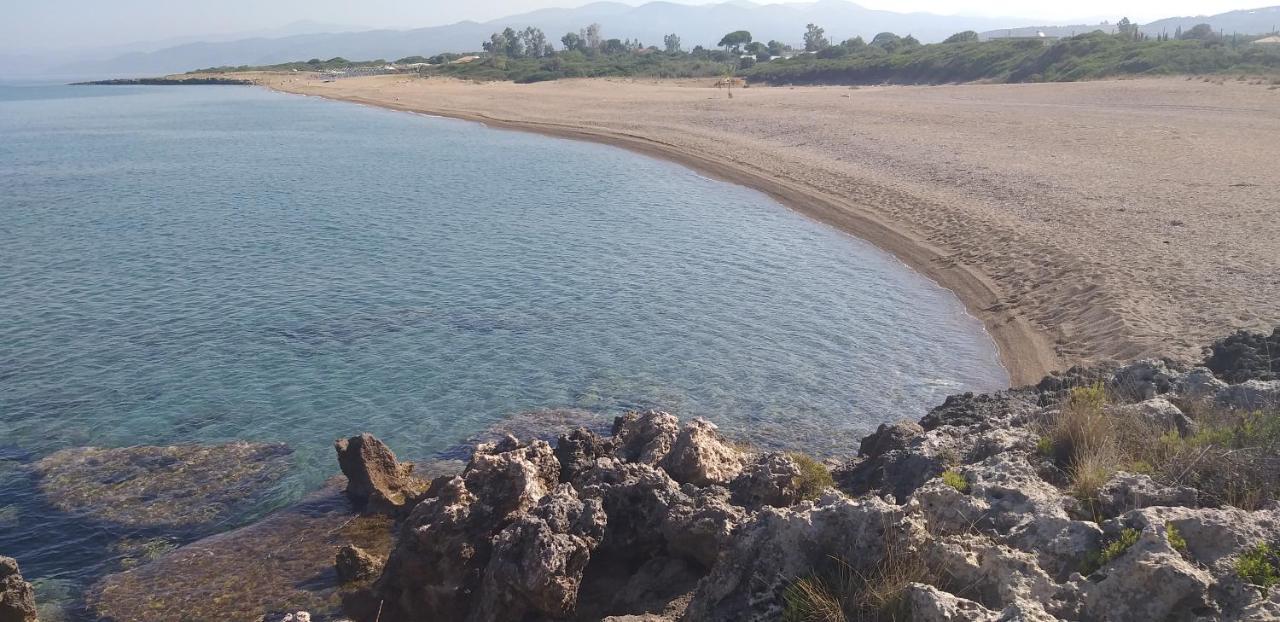 Tzanetos Seaside Villa Kyparissia Bagian luar foto