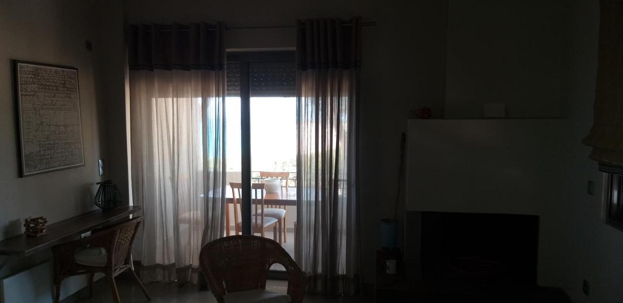 Tzanetos Seaside Villa Kyparissia Bagian luar foto